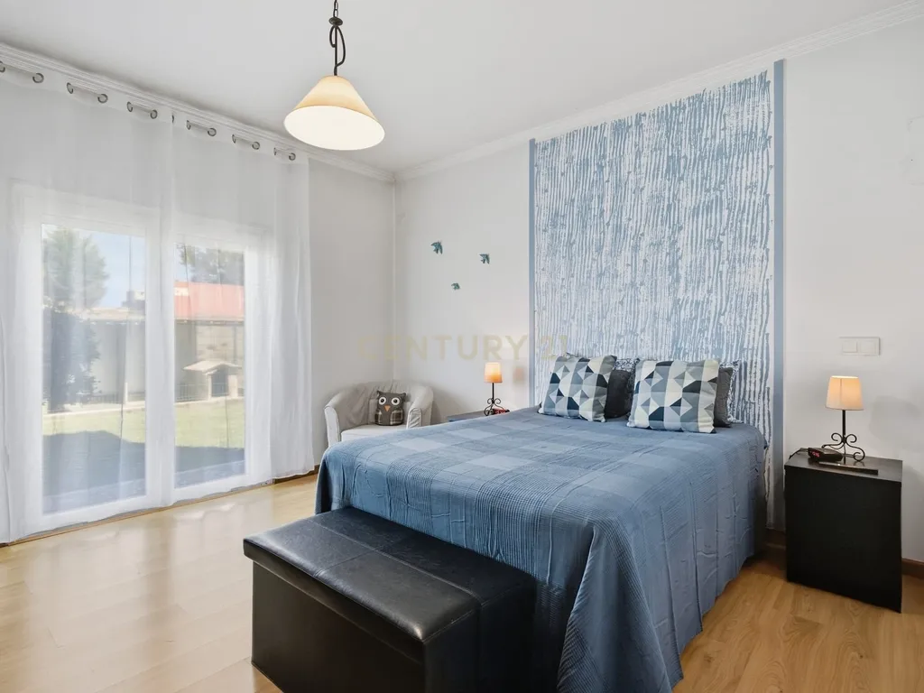 Excelente Investimento: Duas moradias térreas inseridas em terreno com 16.160 m2 - Image 48