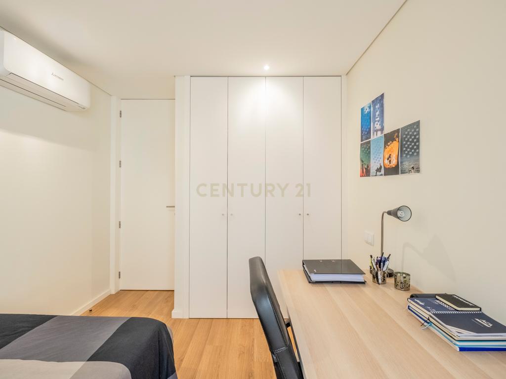 Duplex T3 Centro do Porto - Image 22
