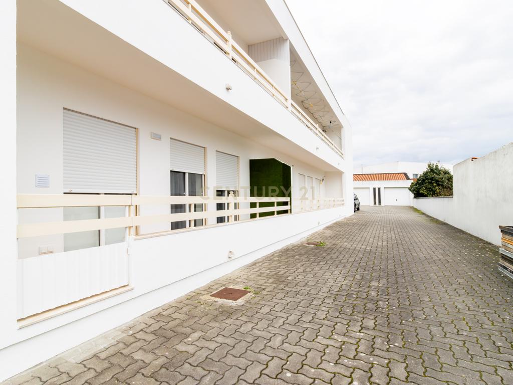 Apartamento T3, Rés do Chão, Marinha Grande - Image 25