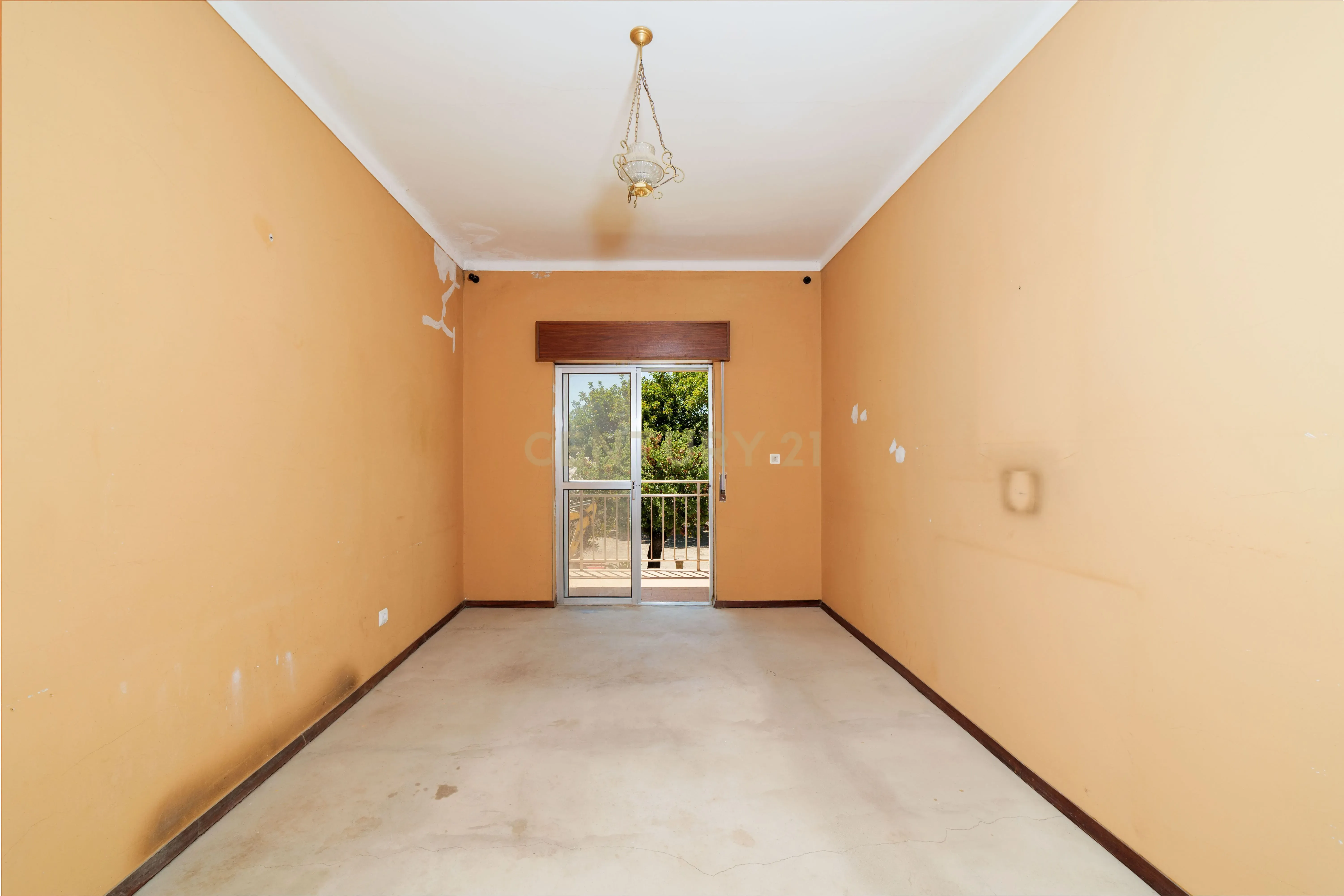 Moradia T3 com Espaço Comercial no Centro de Tavira – Largo de São Brás - Image 27