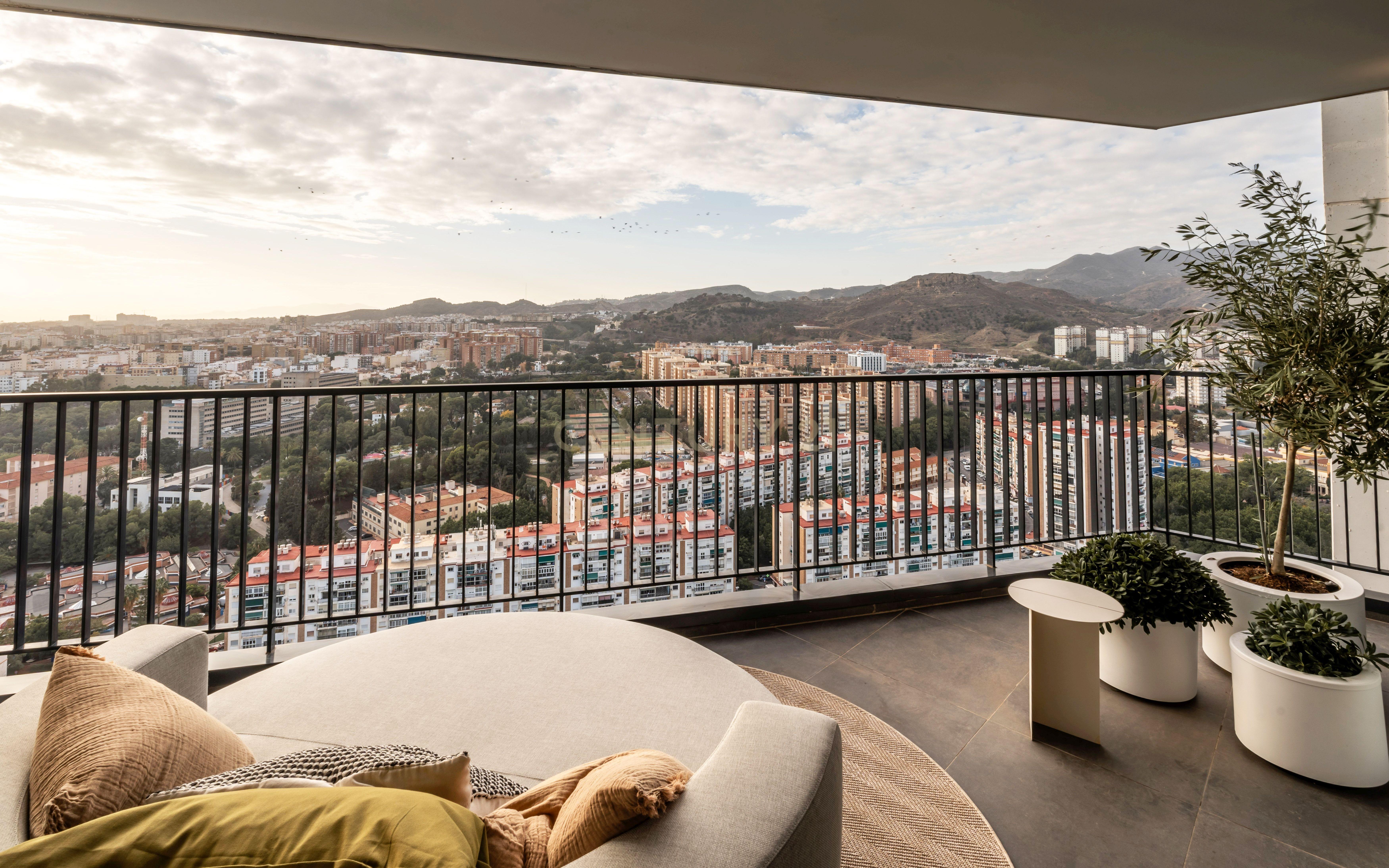 ESPETACULAR COBERTURA À VENDA NO ARRANHA-CÉUS DE MÁLAGA! - Image 39