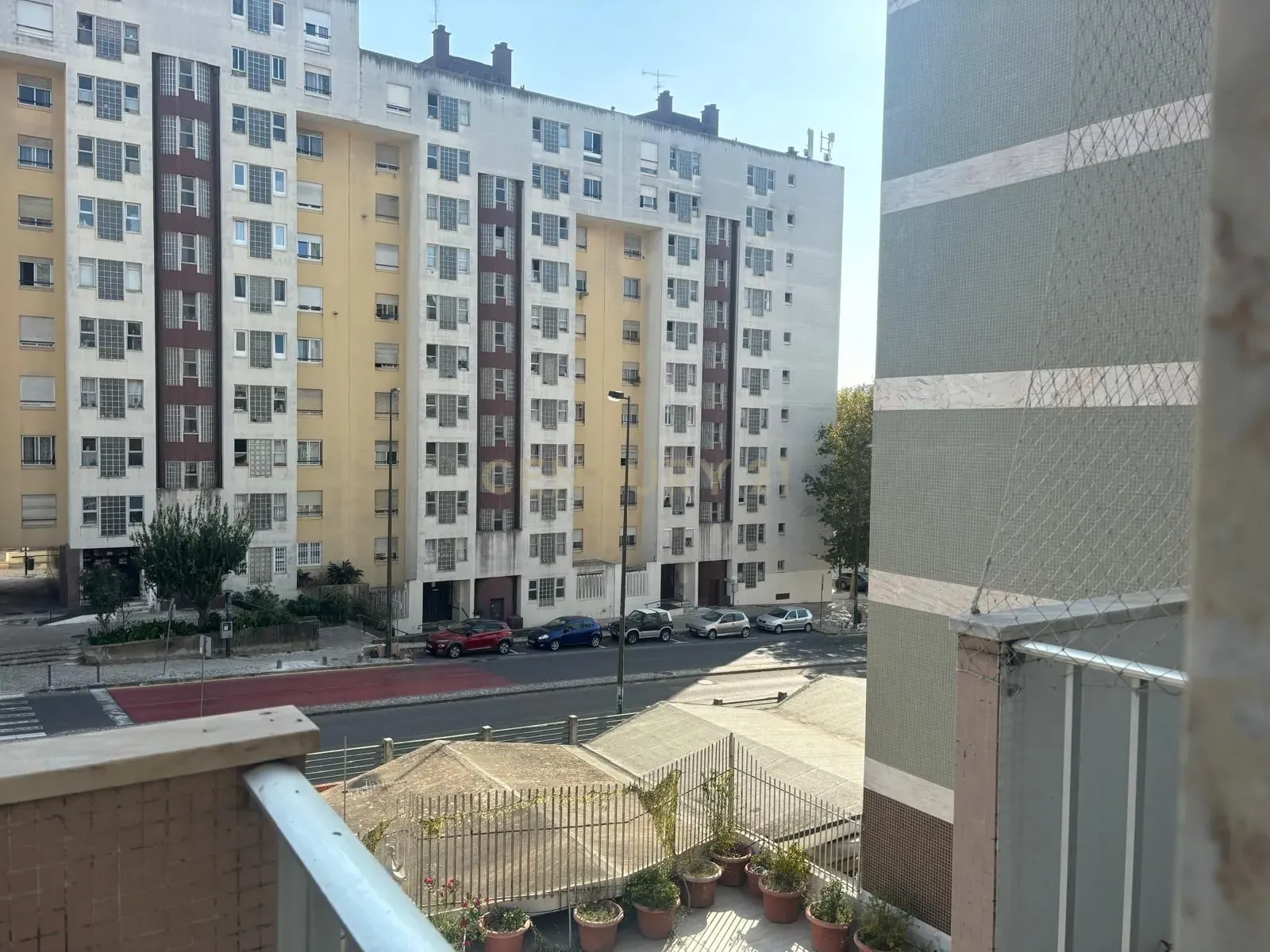 Apartamento Moderno T1 com Varanda no Lumiar - 1150€ - Image 2