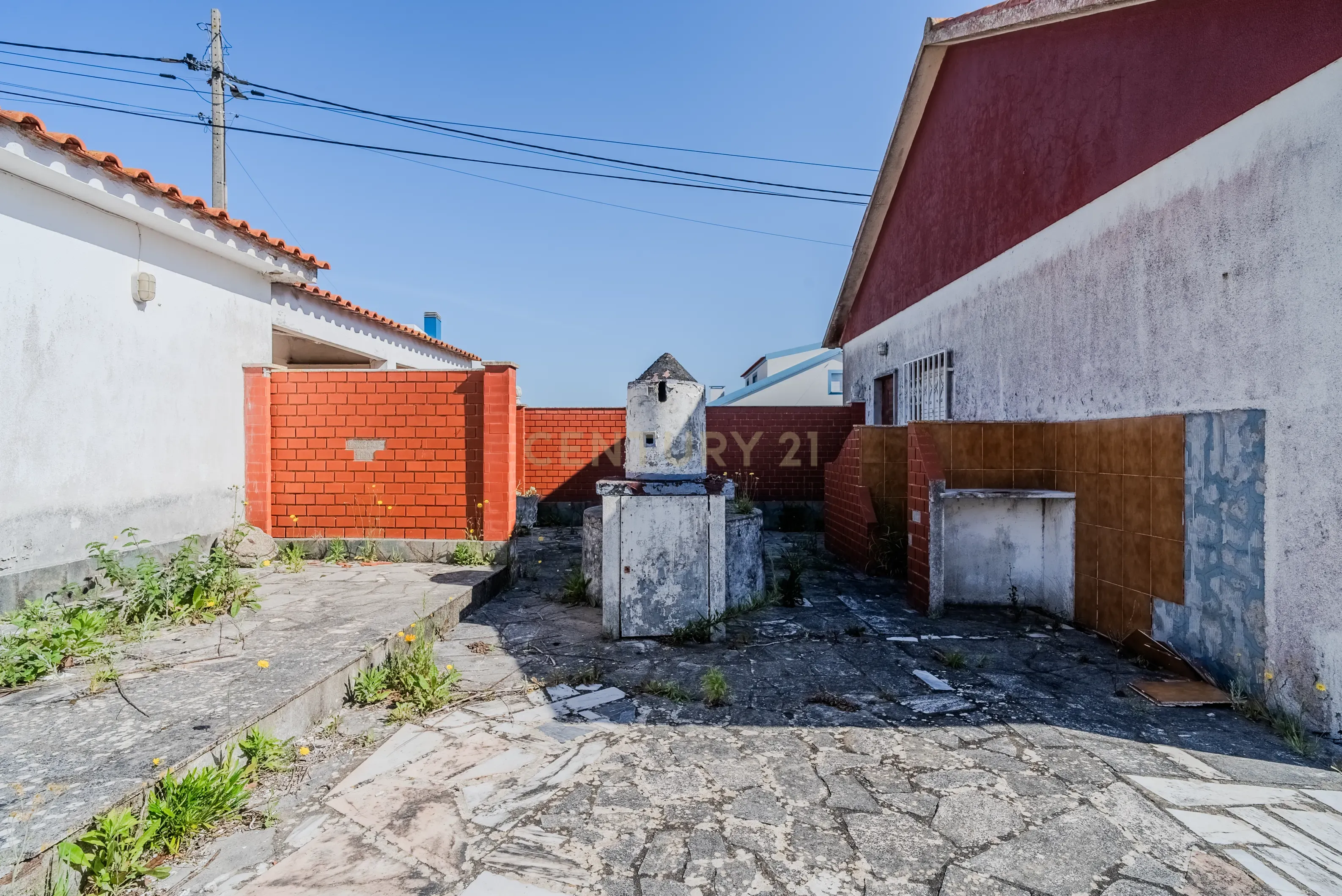 MORADIA TÉRREA T2+1, COM GARAGEM E LOGRADOURO, NA SILVEIRA, A 5 MINUTOS DA PRAIA AZUL - Image 64