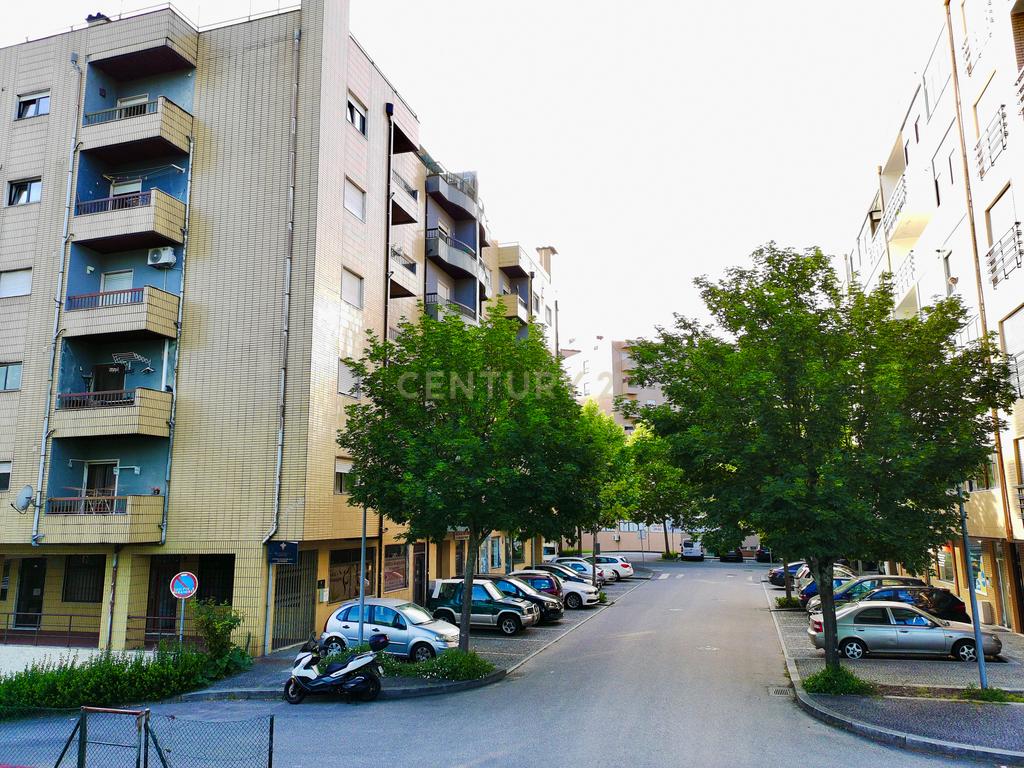 (PENDENTE) Apartamento T3 centro Povoa de Lanhoso - Image 41