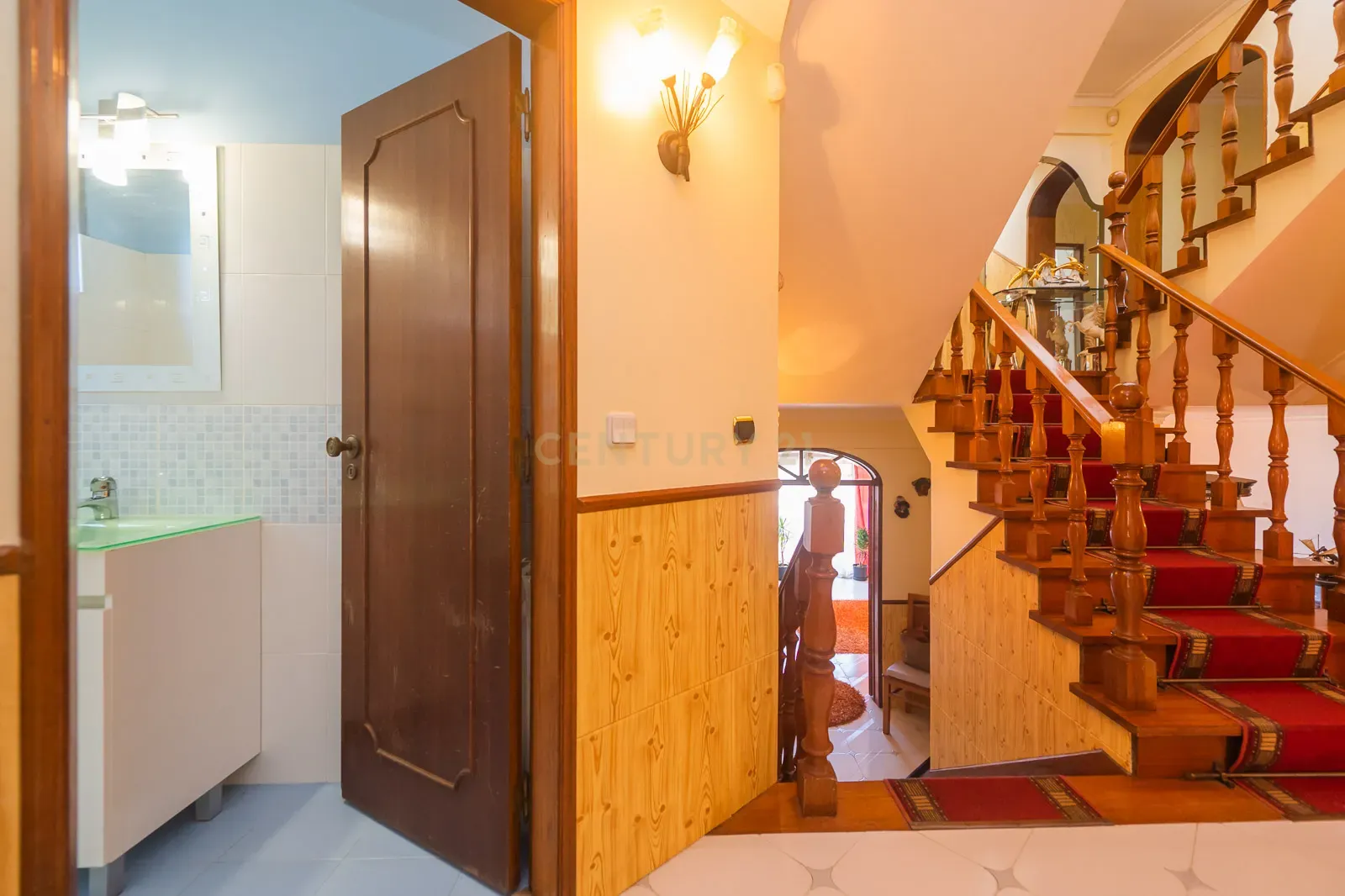 Fotografia 12 de Sintra moradia isolada T5,  lote com 360m2, garagem 65m2