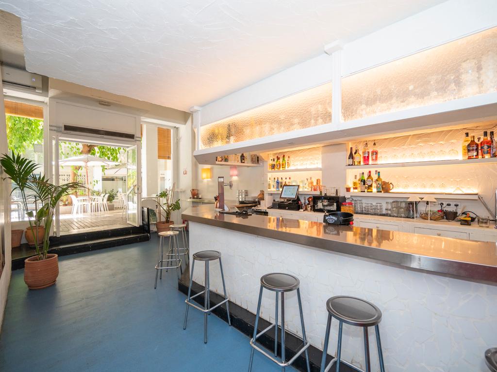 Bar/Restaurante Renovado em Eivissa com Excelente Localização - Image 2
