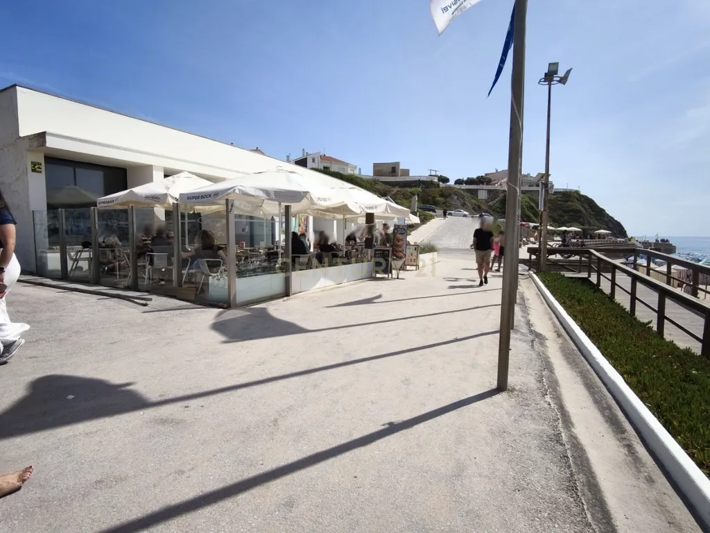 Café Snack Bar – Concessão de Praia Santa Cruz - Image 18