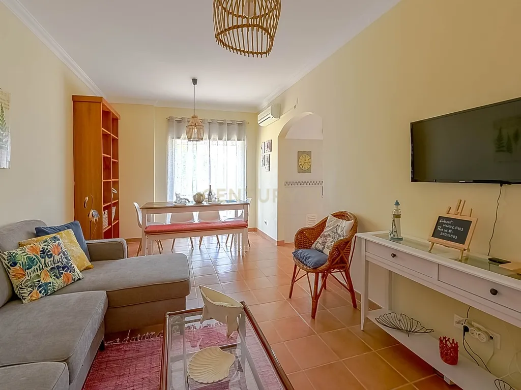 Apartamento T2 com Terraço em Cabanas de Tavira - Image 5