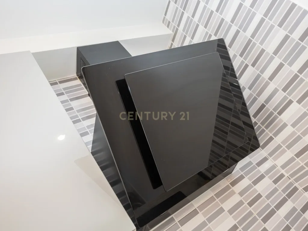 T3 em Belas com renovações em Sistema de Propostas Multiplas - Image 26