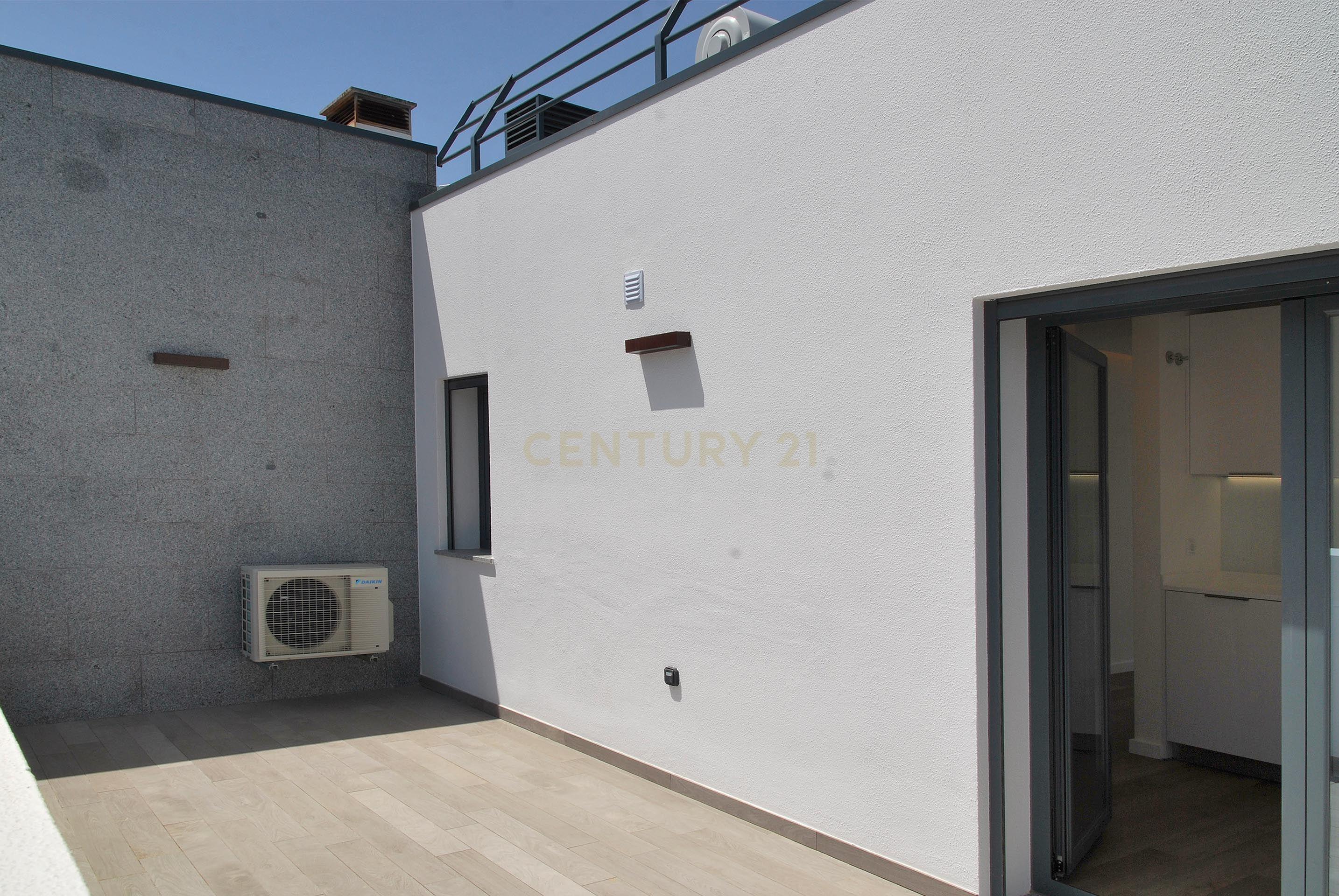 APARTAMENTO T1 | LUGAR ESTACIONAMENTO | TERRAÇO | PENTHOUSE - Image 21
