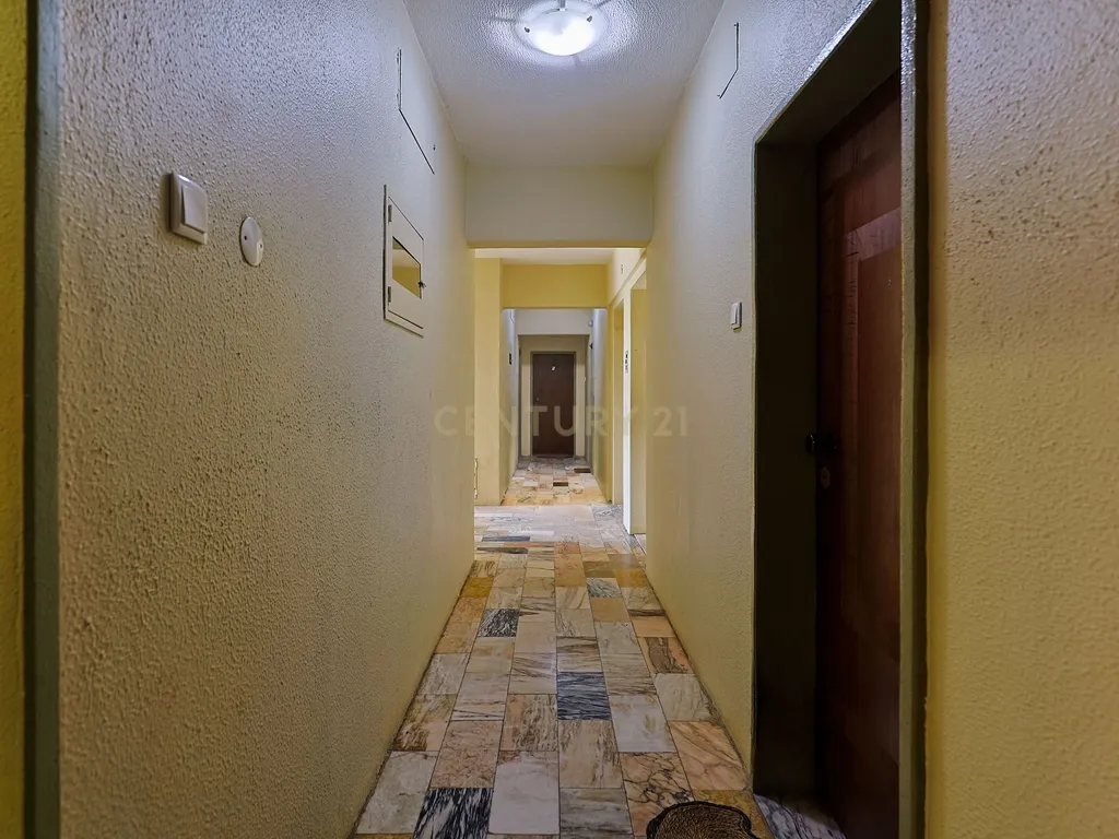 š” T1 com Vista Mar | Rua Pedro Nunes, Monte AbraĆ£o ā Sintra - Image 15
