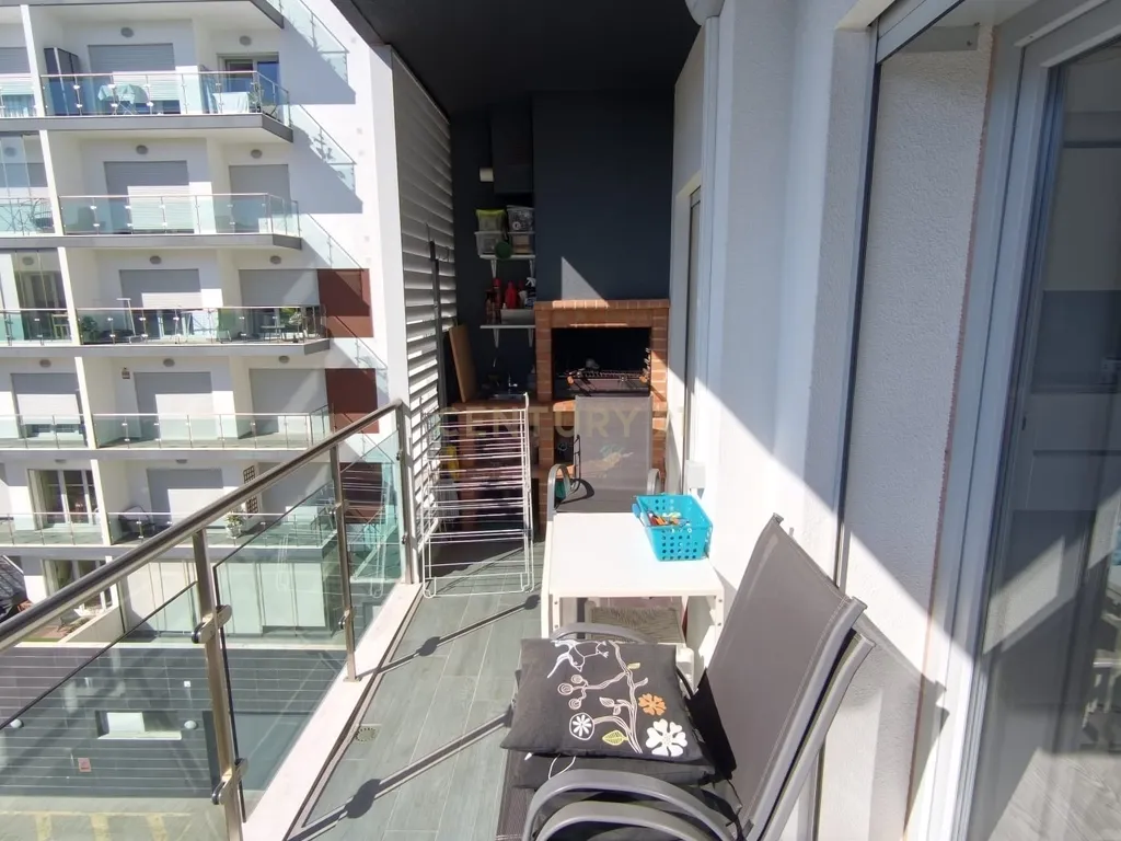 Apartamento T2 na Urbanização Solvillas, Odivelas – Espaço, Luz e Conforto - Image 12