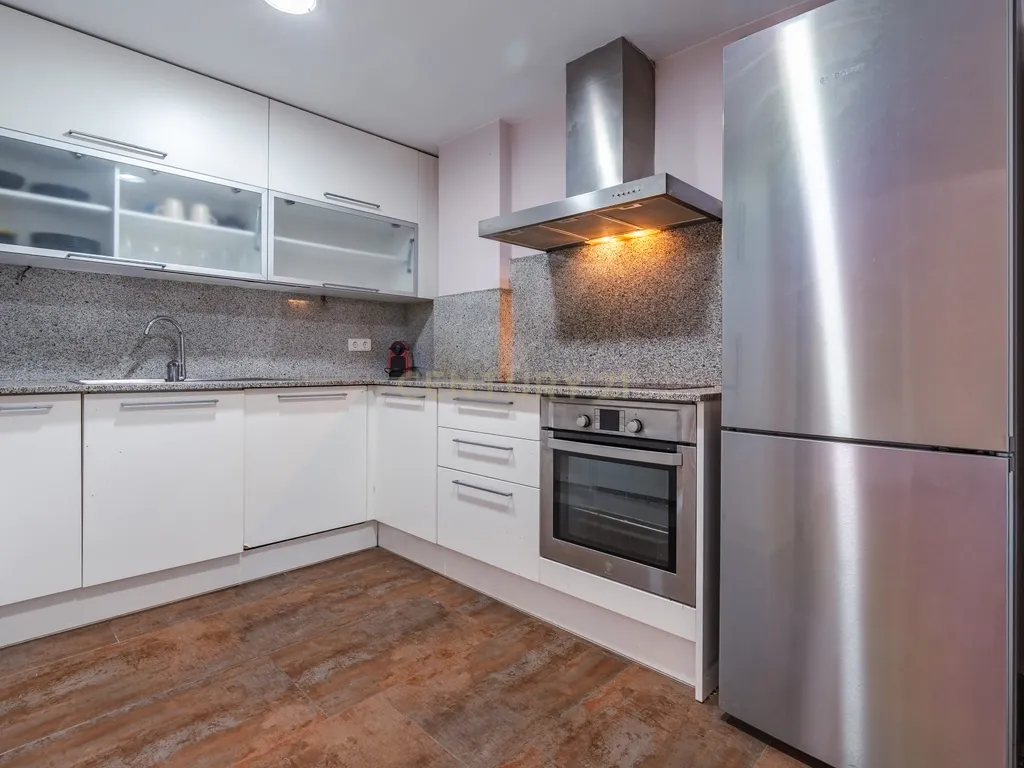 Apartamento amplo de 3 quartos no coração de Vendrell - Image 24