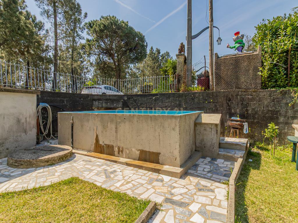 Moradia T3 + T2 em Amares com Jardim e Garagem - Image 40