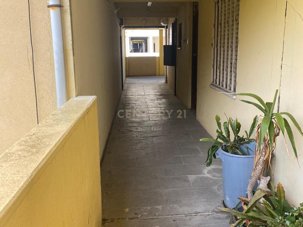 Oportunidade de Negócio - T1 em Alhos Vedros, perto de todos os serviços - Image 5