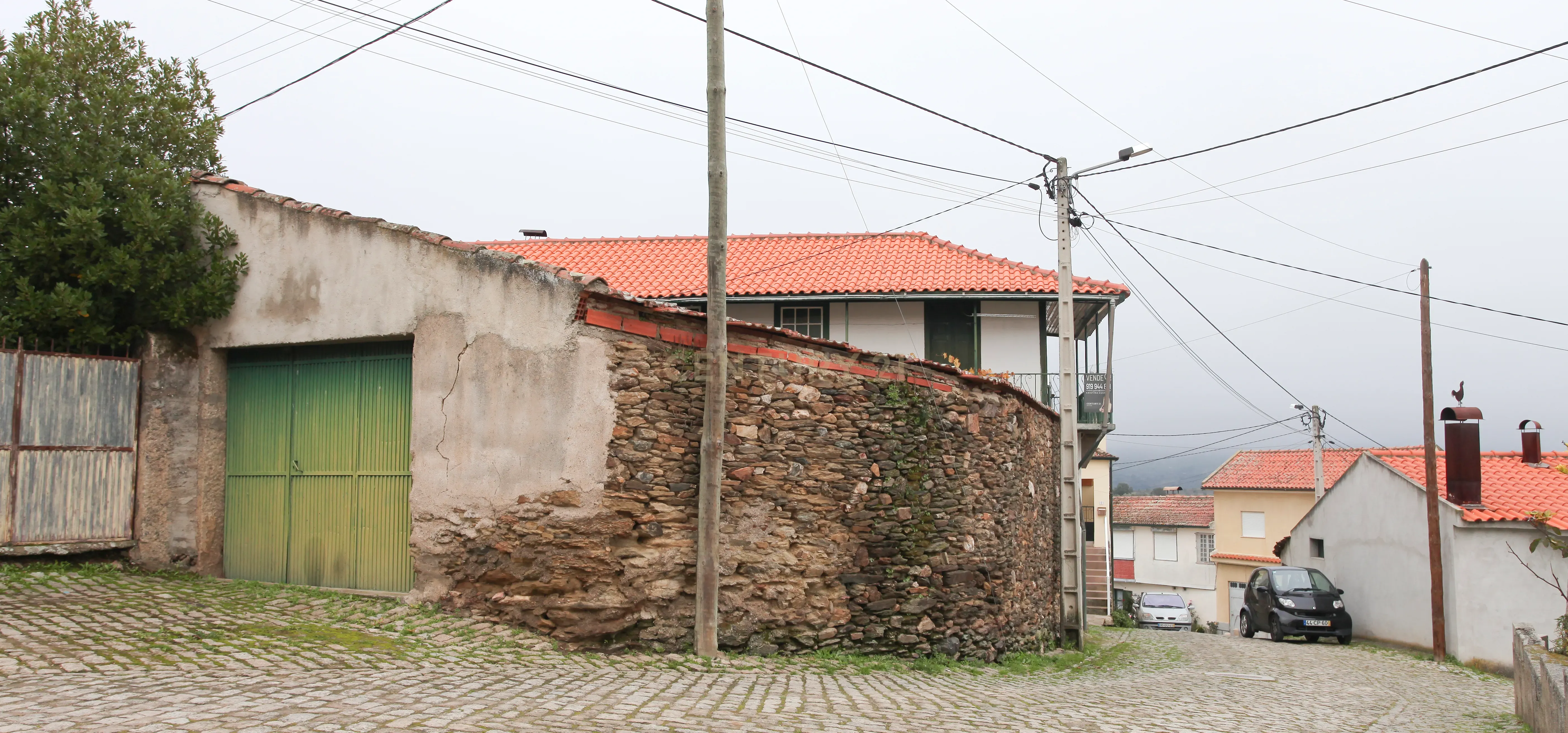 Moradia, Celeiro e Adega em Vilarelhos - Alfândega da Fé - Image 7