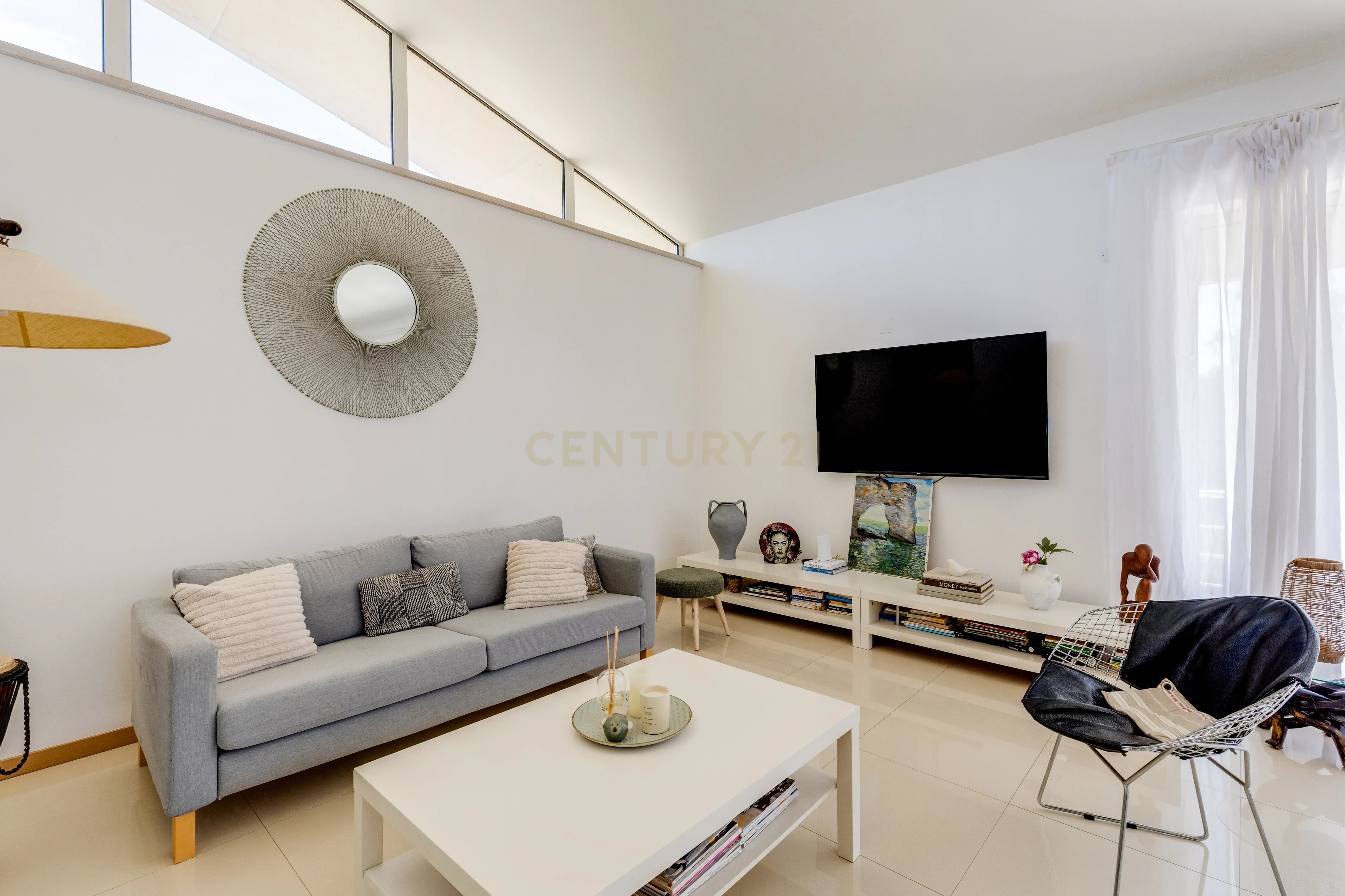 Fotografia 5 de MORADIA T4 COM ARQUITETURA MODERNA EM CARREGUEIRO, POMBAL