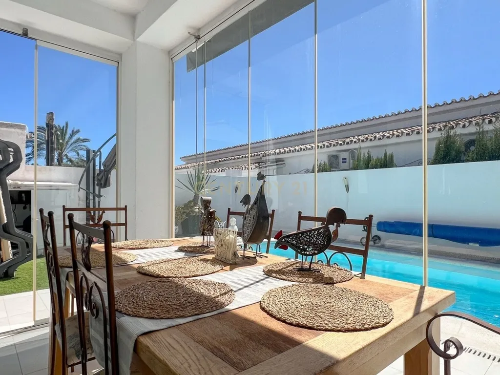 Elegante moradia de 3 quartos com vista para o mar em Costalita, Marbella - Image 16