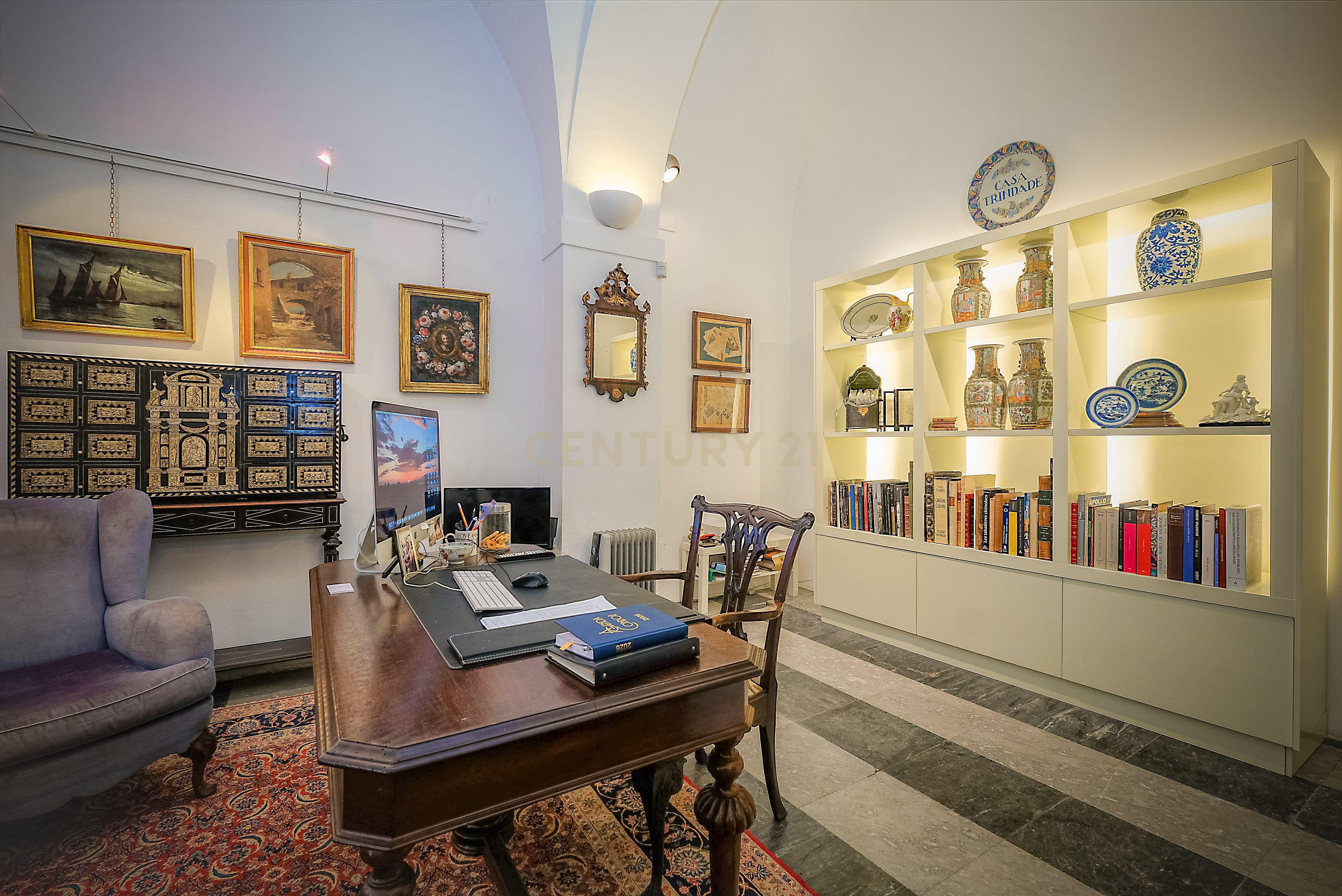 Fotografia 9 de Loja de Luxo em Lisboa, Misericórdia - 86m²