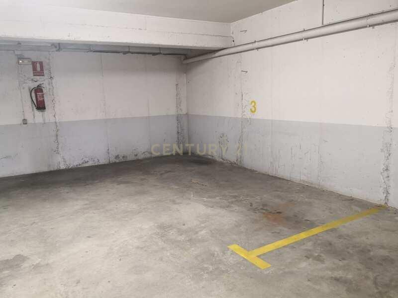 Garagem - Image 1