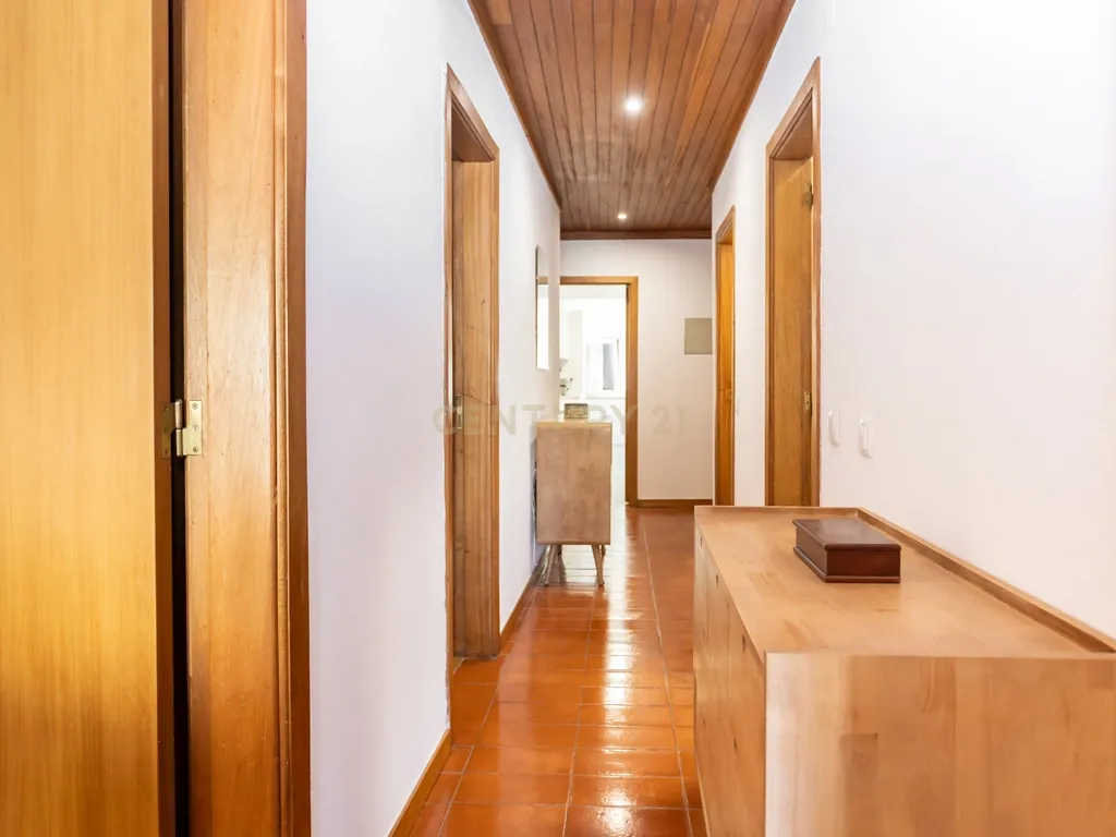 Apartamento T3 com elevador em Palmela - Image 24