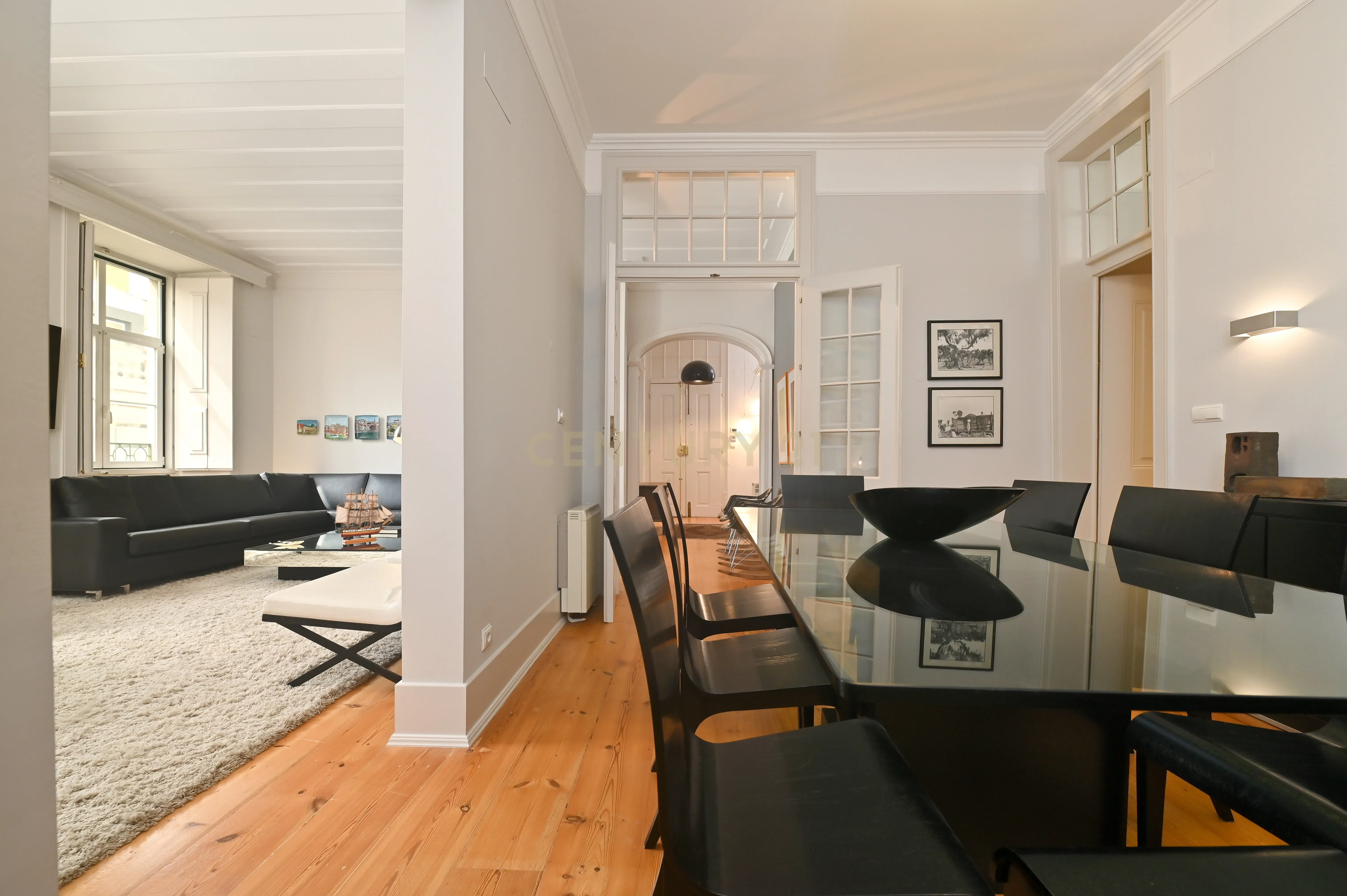 Fotografia 3 de Exclusivo apartamento T4 com estacionamento privado na Baixa, junto ao Chiado