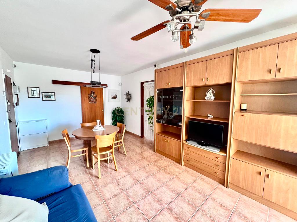 APARTAMENTO À VENDA EM PLATJA D'ARO - Image 5