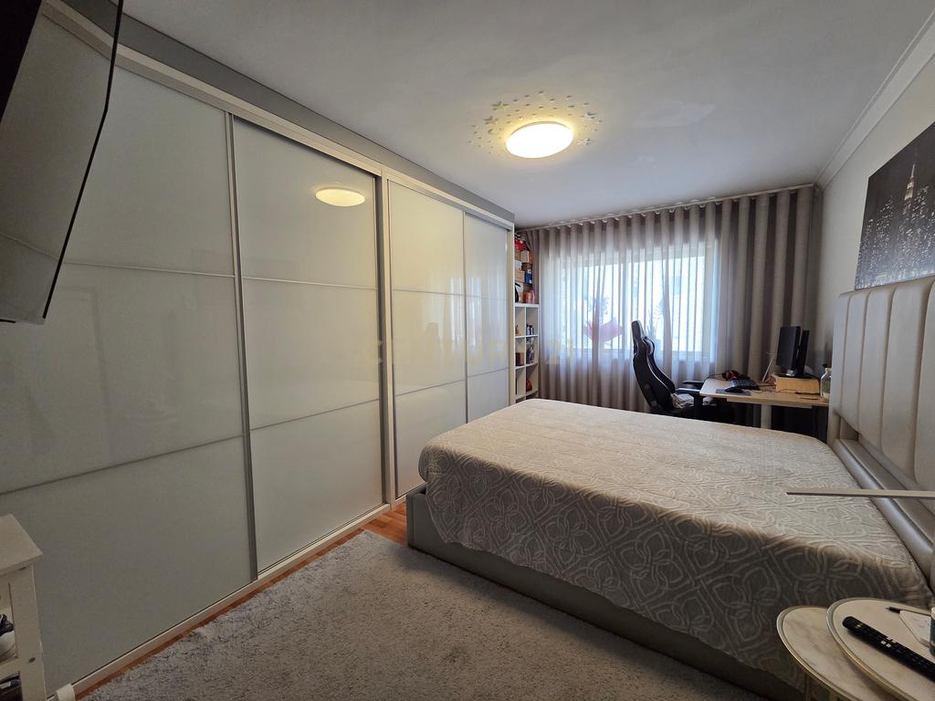 Apartamento T2 | Varanda | Remodelado | Garagem Individual | Centro de Fânzeres - Image 22
