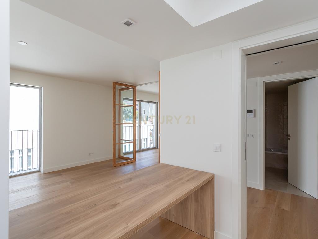 Apartamento T1 – Novo a Estrear | O’Living Olivais – Jardins Cristo Rei - Image 22