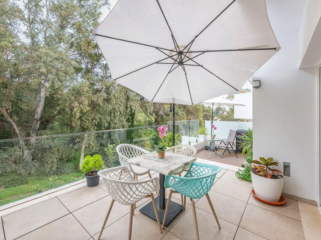 Moradia de Luxo a 500 Metros da Praia - Image 19