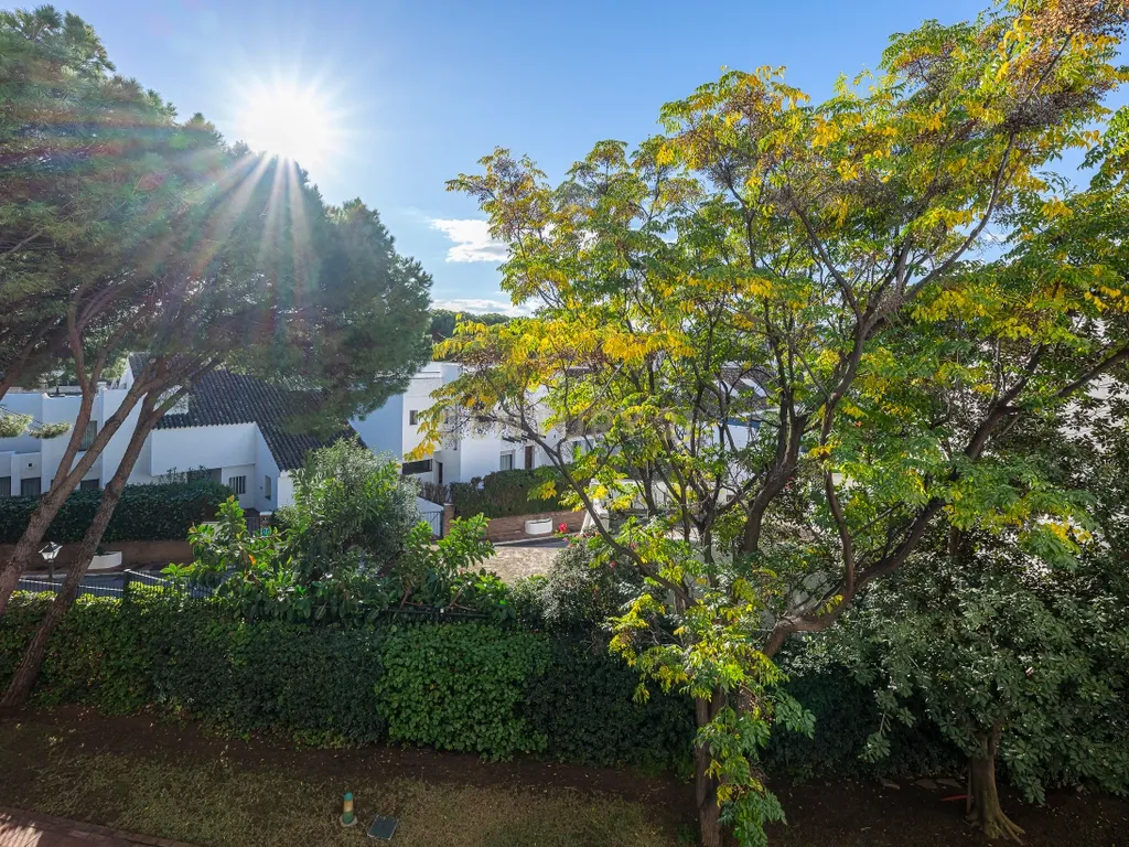 Apartamento exclusivo de 2 quartos no coração de Puerto Banús - Image 22