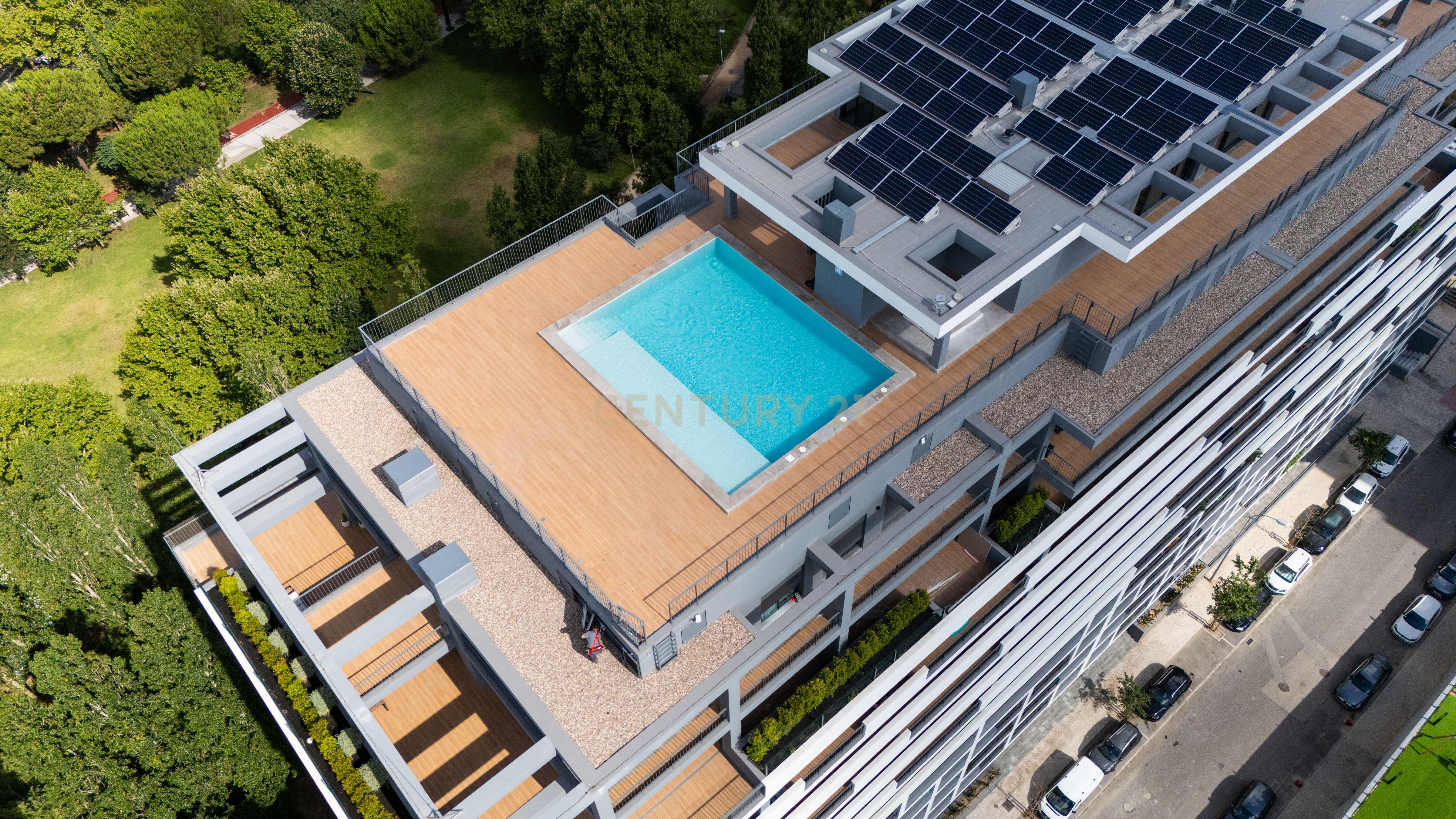 Fotografia 3 de Exclusivo T3 no Terraces Mirear com Varanda, Piscina, Ginásio e Sauna – Miraflores