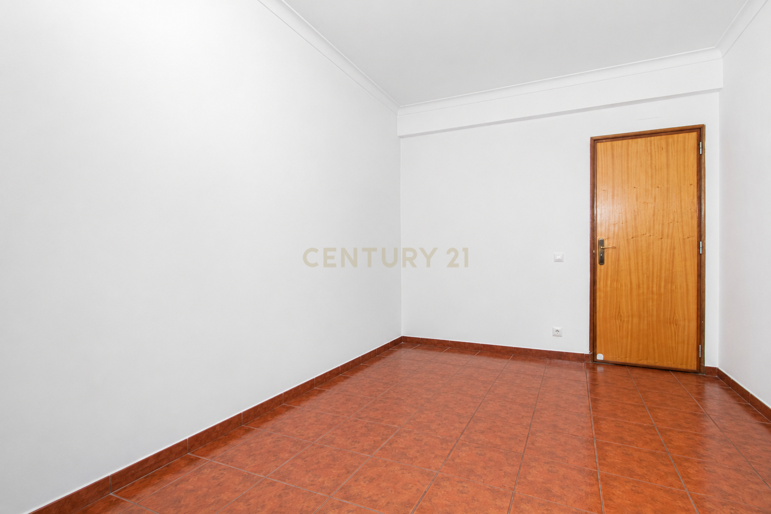 Fotografia 3 de Apartamento T3 no Estoril - Fontaínhas