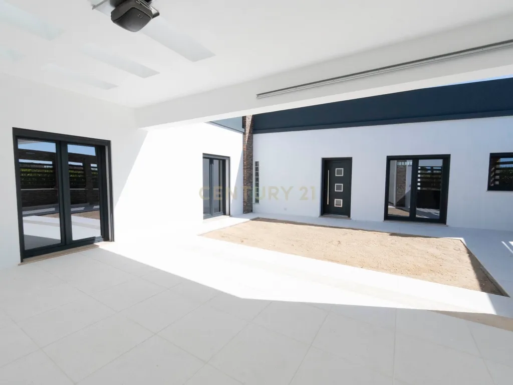 Moradia T3 totalmente remodelada em Azeitada, Benfica do Ribatejo - Image 23