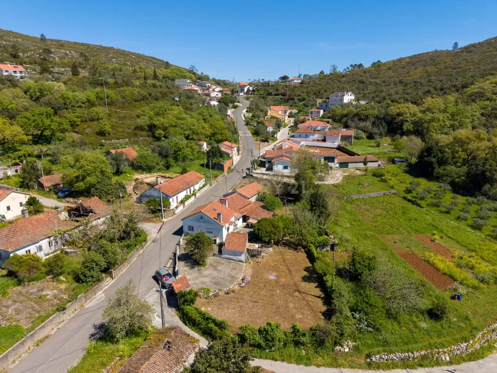 MORADIA T4 ALVADOS - Image 3