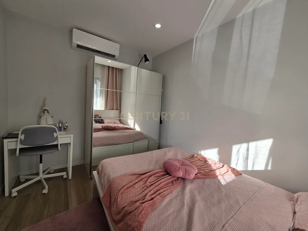 Moradia T3 remodelada – Torre da Marinha, Seixal - Image 13
