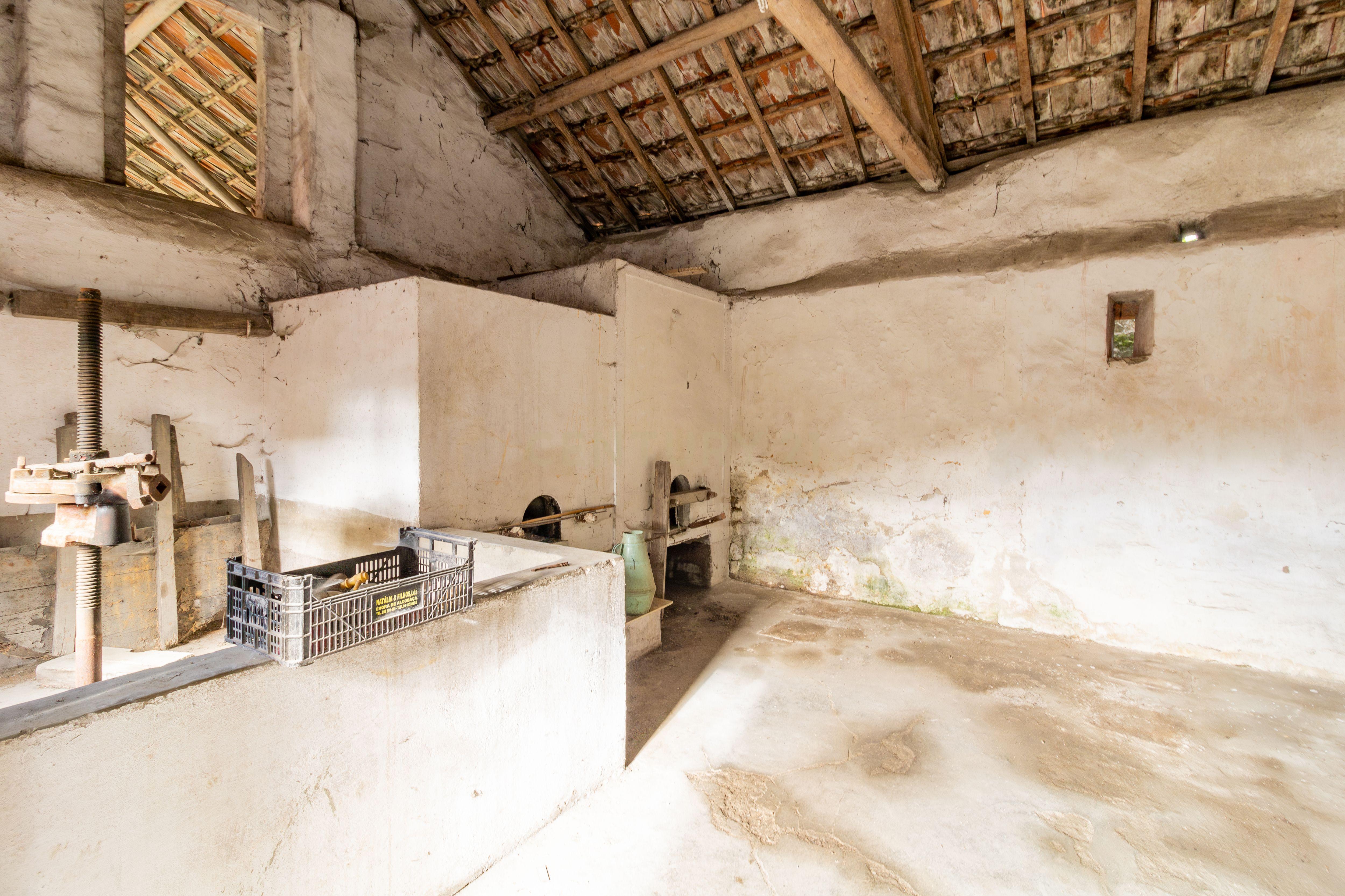 Moradia T3 na Maceira, Leiria - Image 21