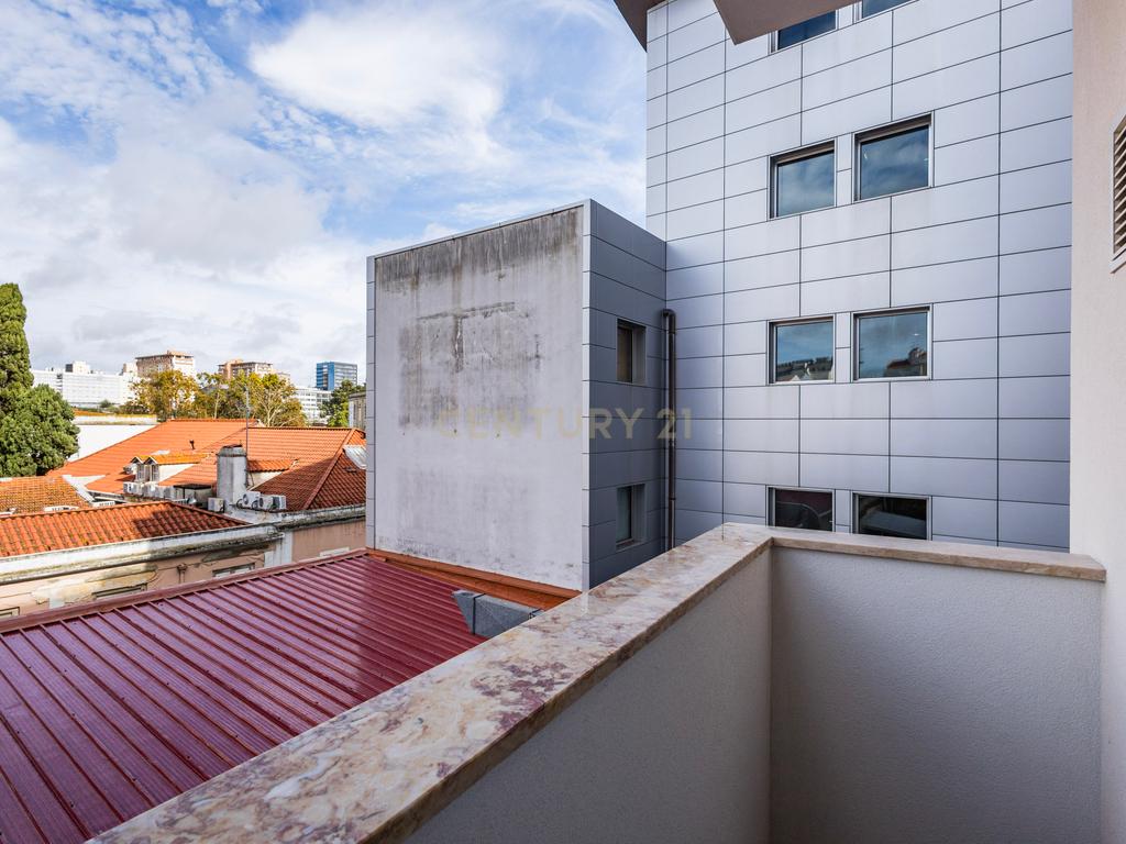 T2 no BERNA HERITAGE, um Edifício Único e Icónico no coração da cidade de Lisboa! - Image 28