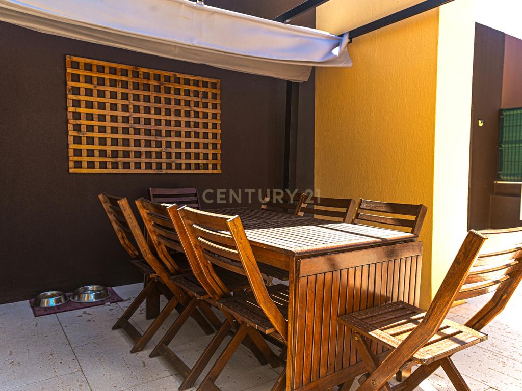 Penthouse | T4+1 | Terraço com Churrasco | Box | Infantado - Image 12