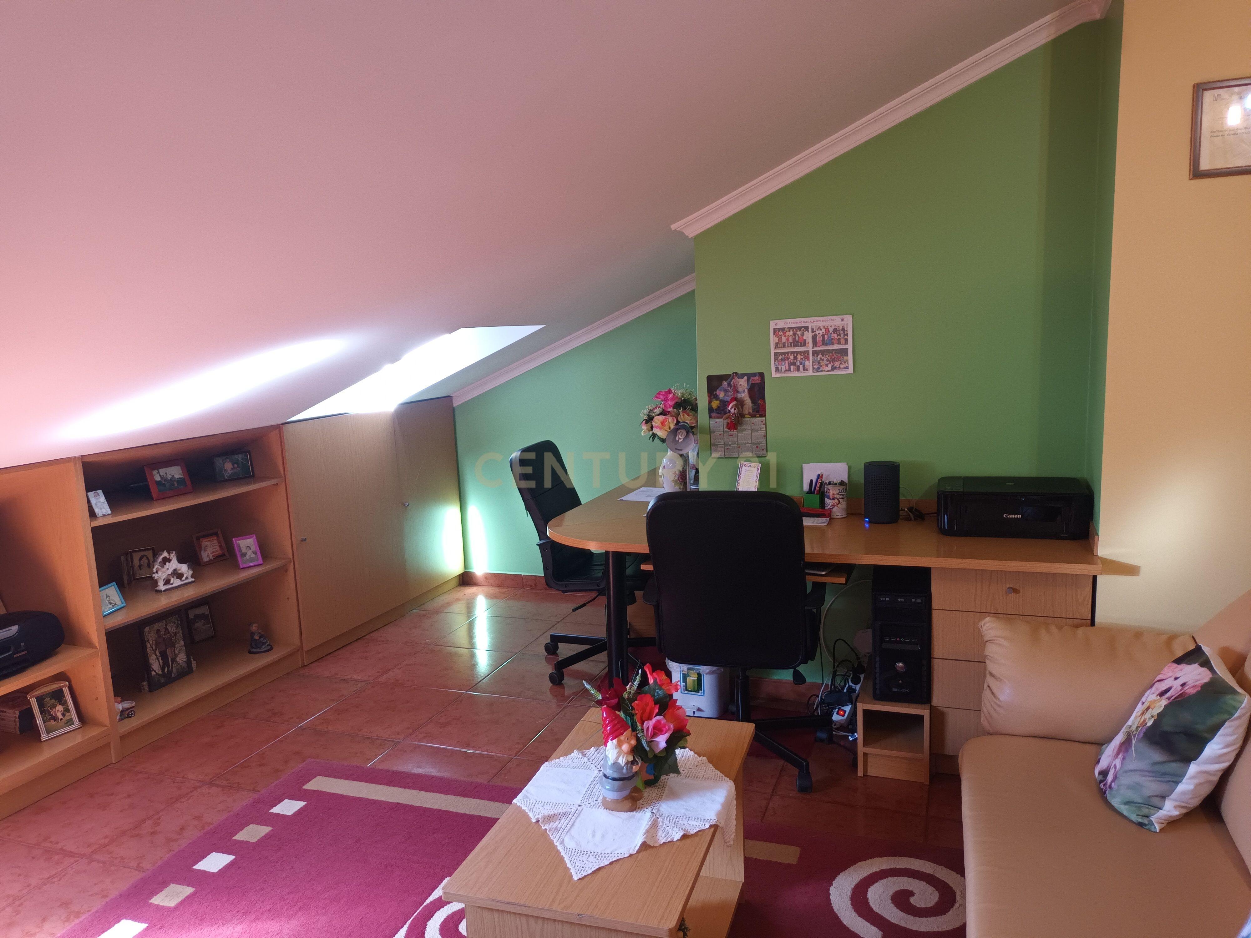 Vende-se apartamento T3 Duplex, zona das Antas, Porto - Image 26