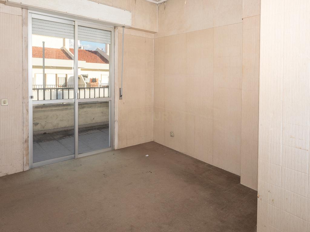Apartamento T6 | Último Andar | 226m² | Quinta das Palmeiras, Oeiras - Image 32