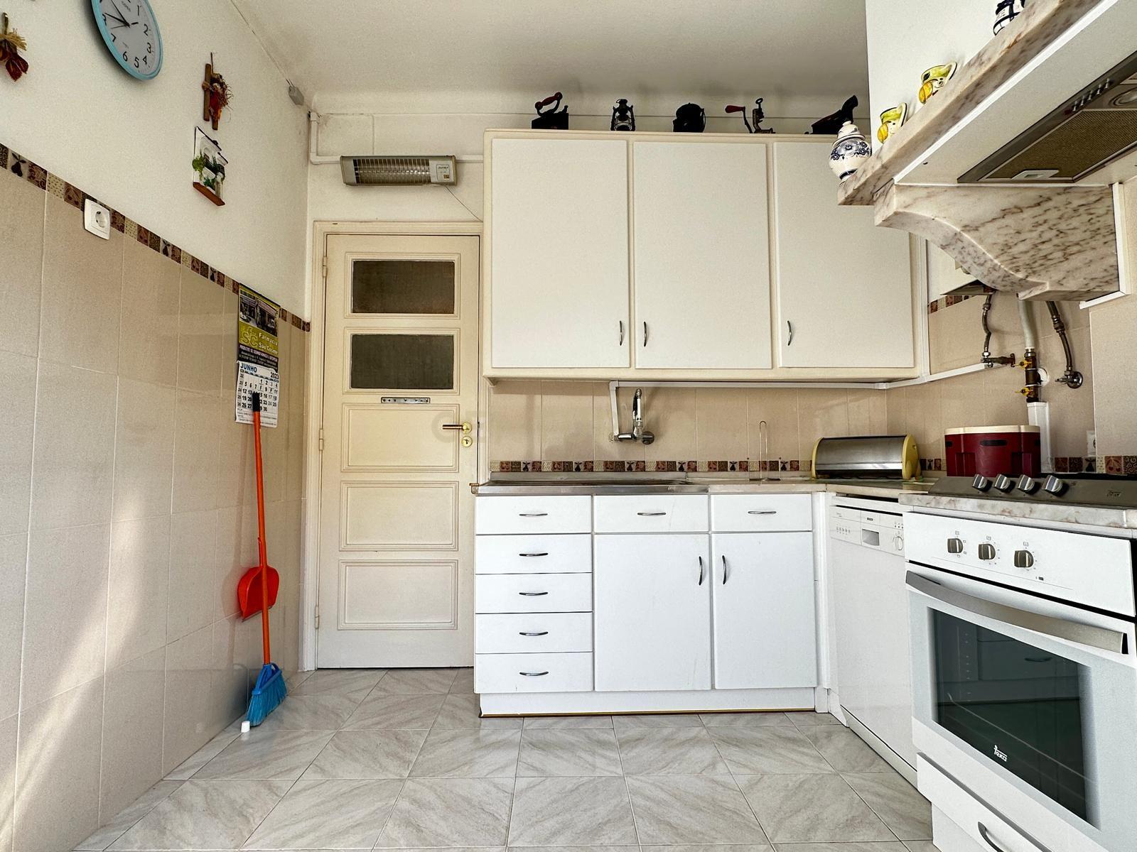 Apartamento T3 - Centro Lisboa, Saldanha - Image 18