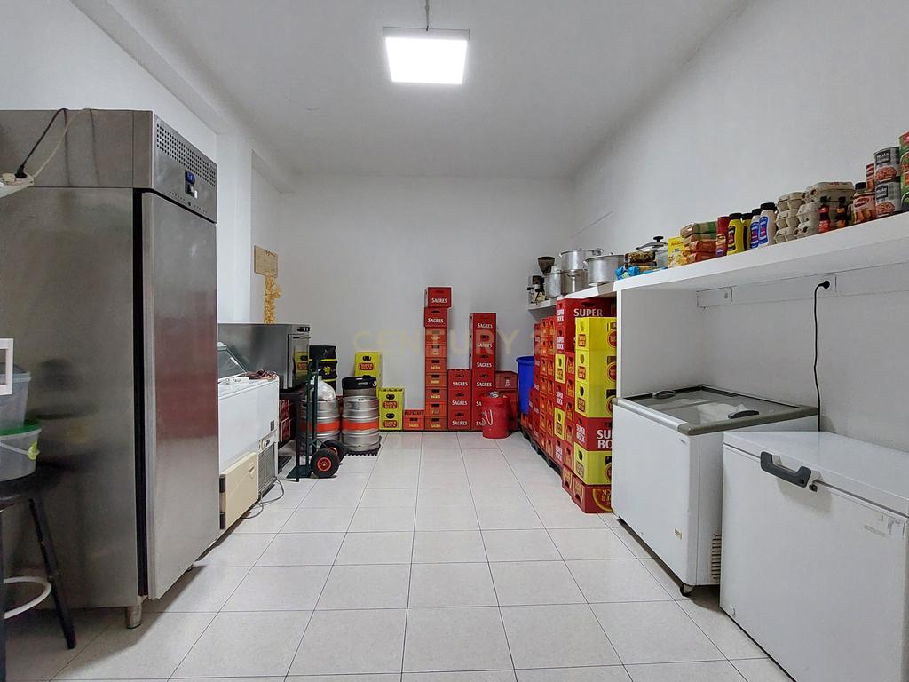 Trespasse de Café/Restaurante Totalmente Equipado | Patacão – Faro - Image 26