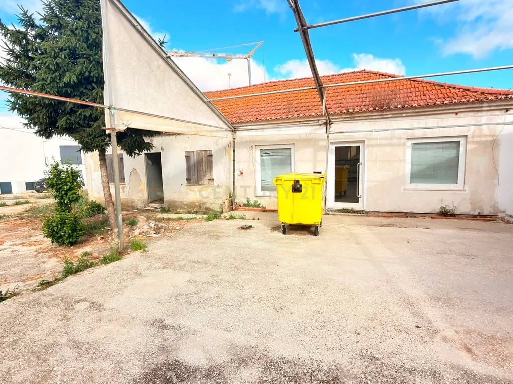 TERRENO URBANO COM 2.000M2- EXCELENTE OPORTUNIDADE DE INVESTIMENTO - Image 17