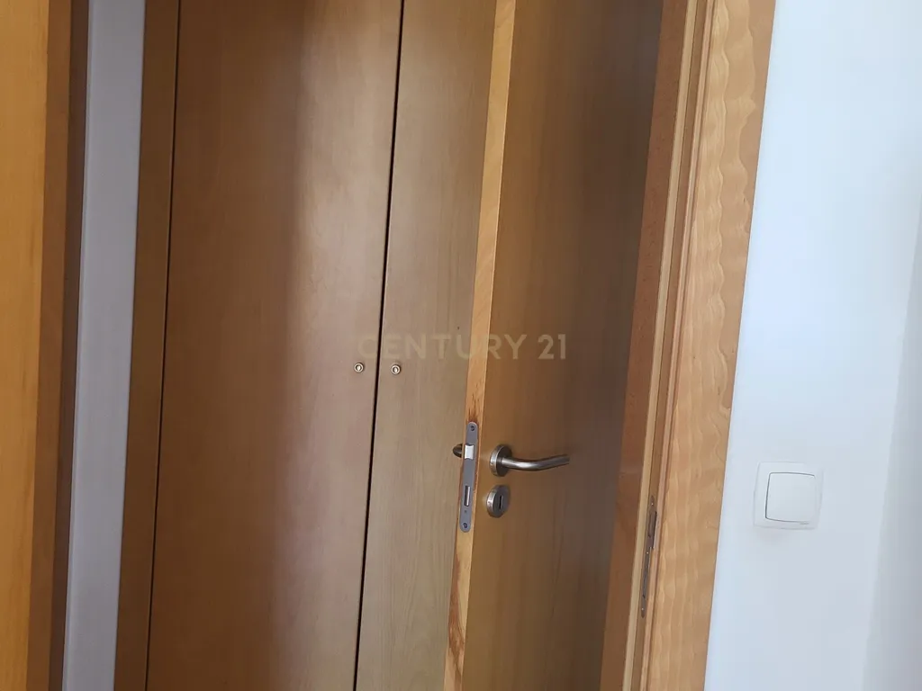 Apartamento T1 Vila Franca de Xira - Image 13