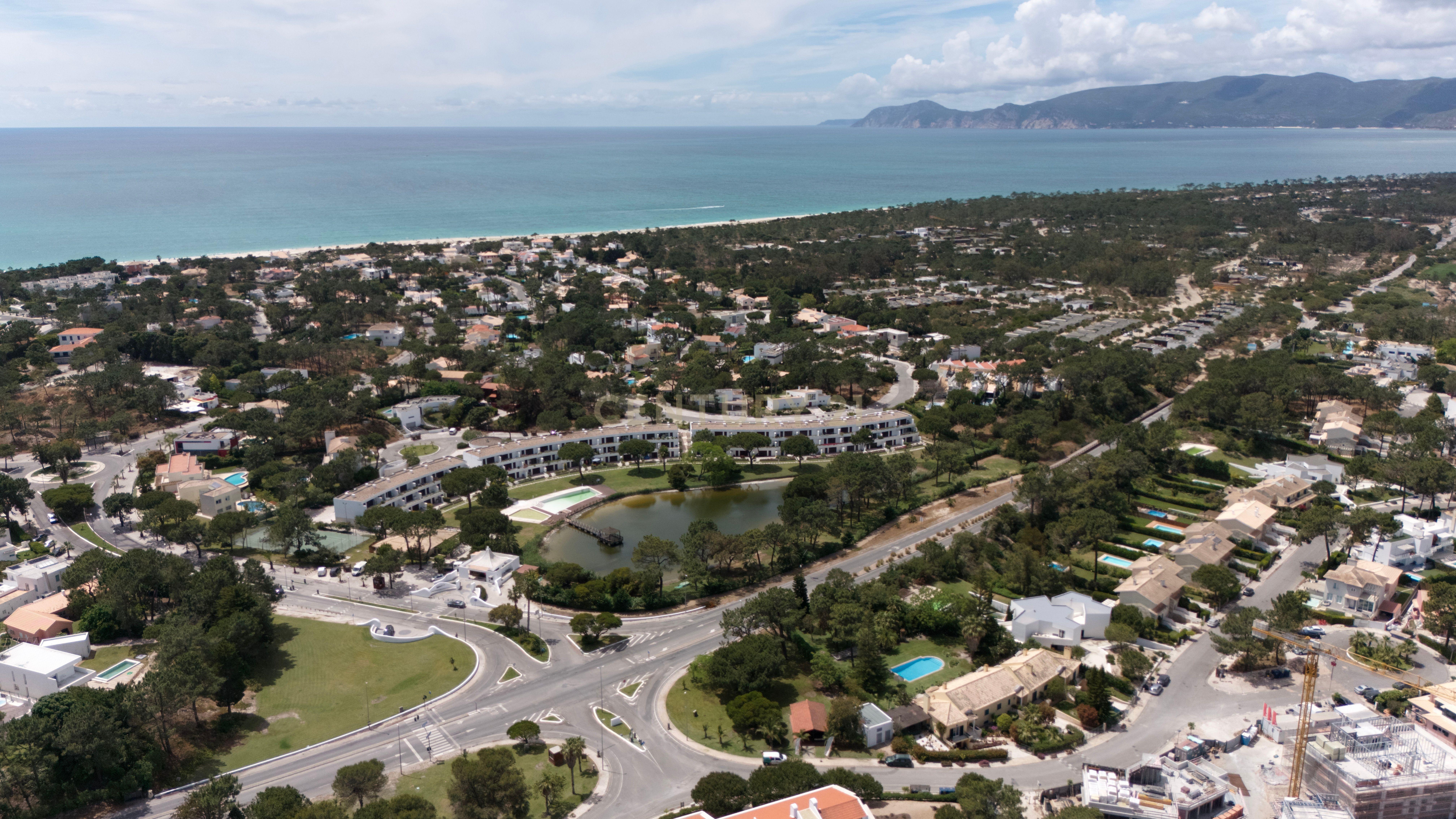 Fotografia 7 de Apartamento T1+1 com terraco privativo no Empreendimento do Lago - Soltroia