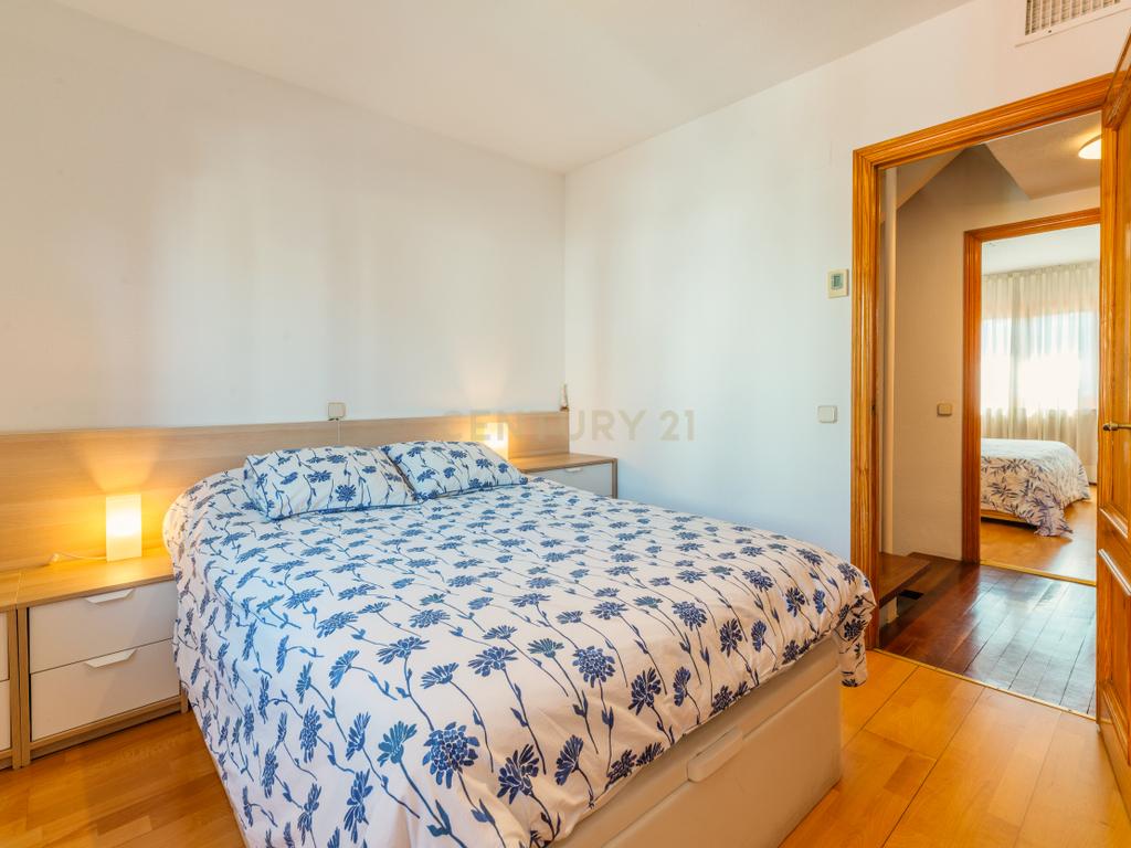 Casa Térrea Espetacular em Madrid - 5 Quartos e 4 Casas de Banho - Image 19