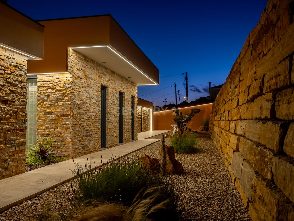 Villa Grata, uma moradia térrea de luxo e conforto únicos ! - Image 71