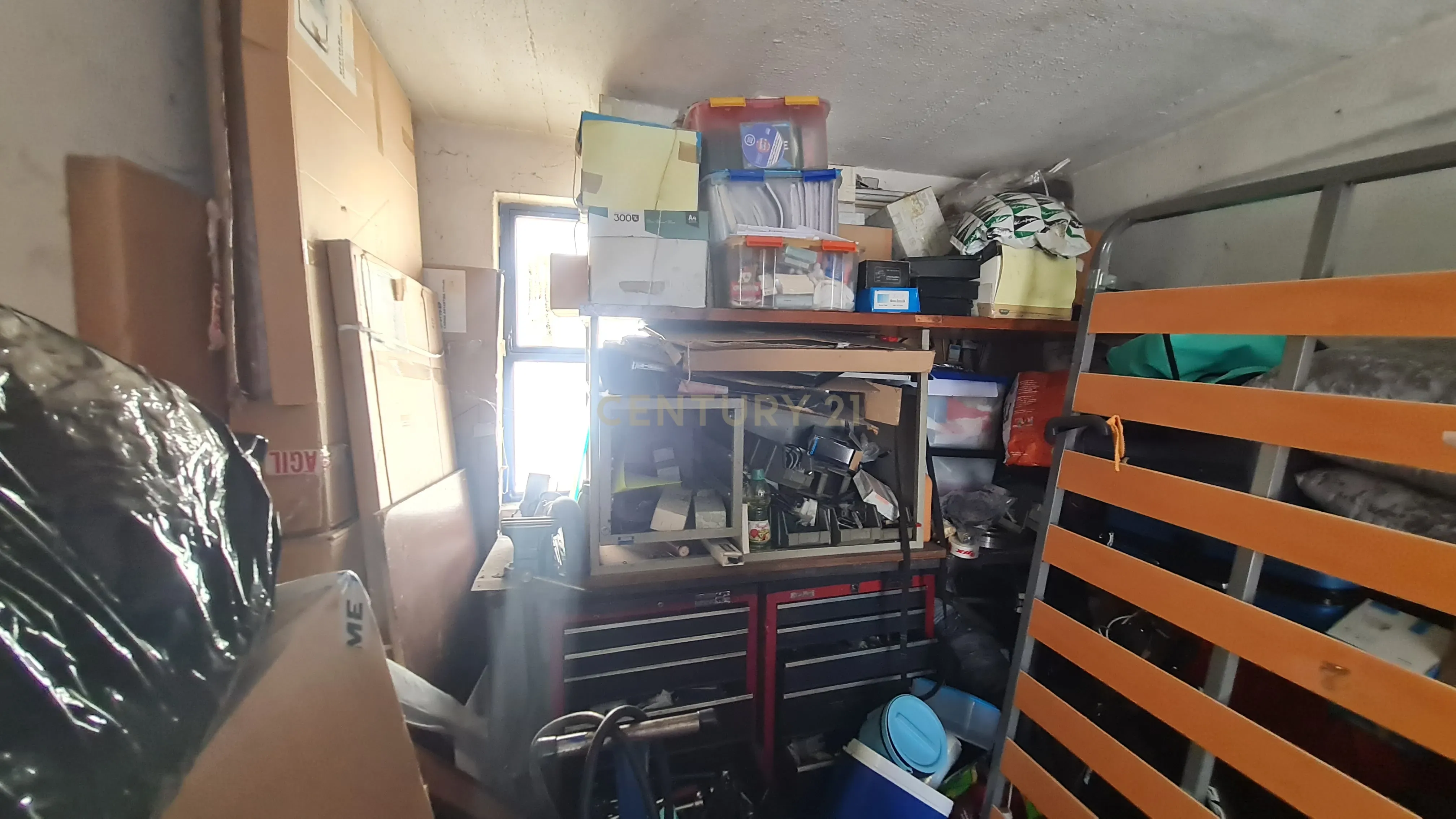 Fotografia 5 de Garagem com 24 m² na Quinta da Piedade, Póvoa de Santa Iria