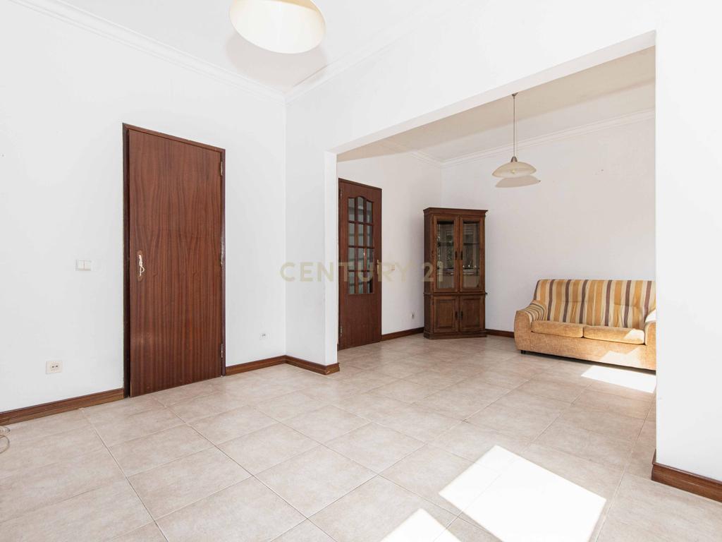 Moradia T3 em São João dos Montes - Image 19